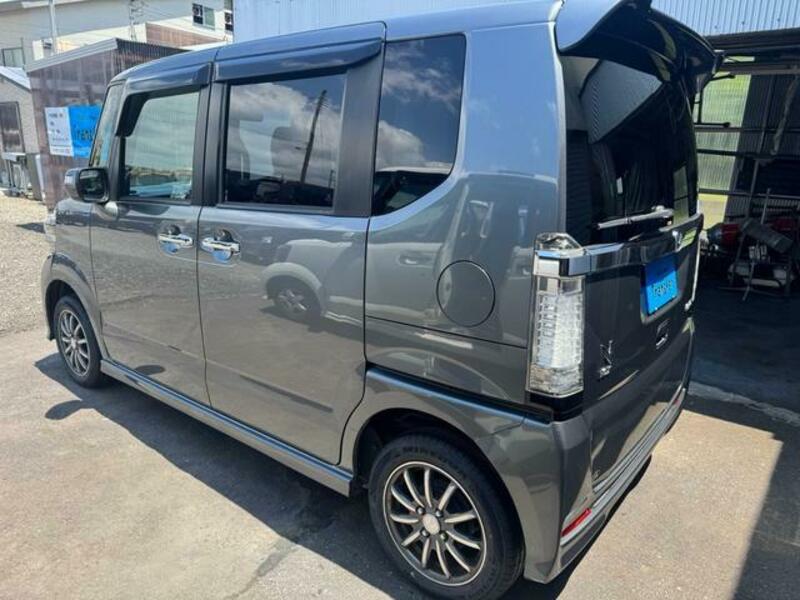 N BOX CUSTOM