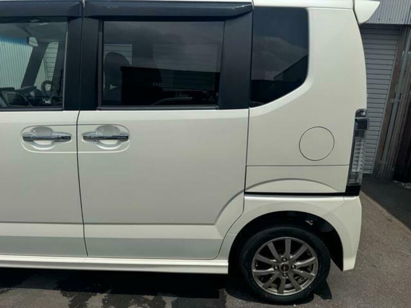 N BOX CUSTOM