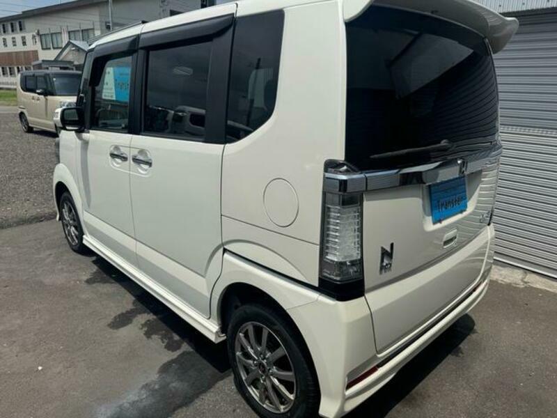 N BOX CUSTOM