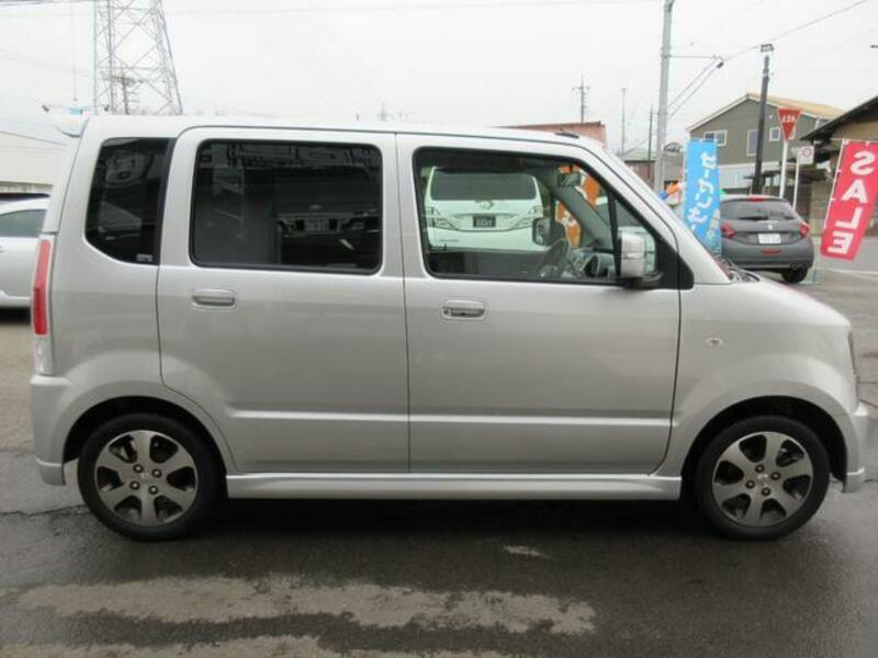 WAGON R