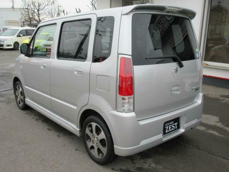 WAGON R