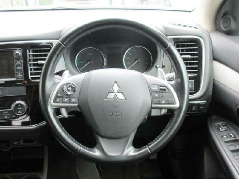 OUTLANDER PHEV