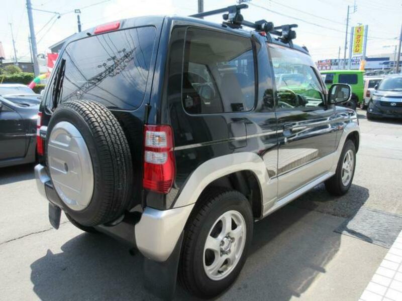 PAJERO MINI