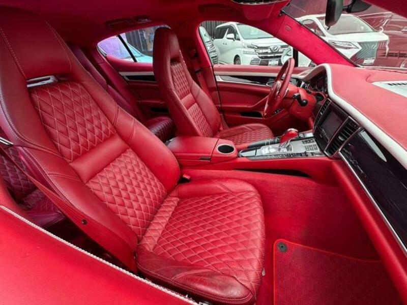 PANAMERA