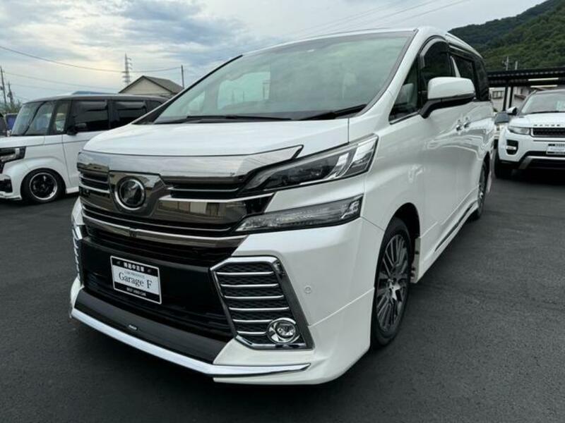 TOYOTA VELLFIRE