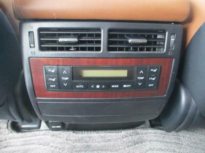 LAND CRUISER