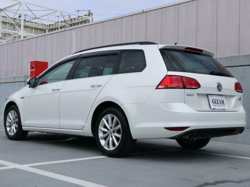 GOLF VARIANT