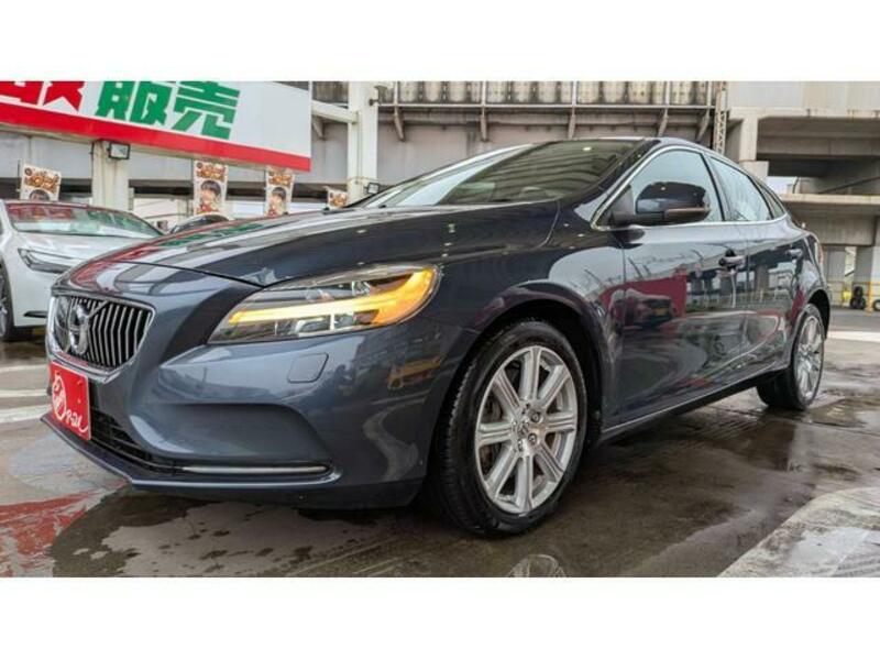 V40
