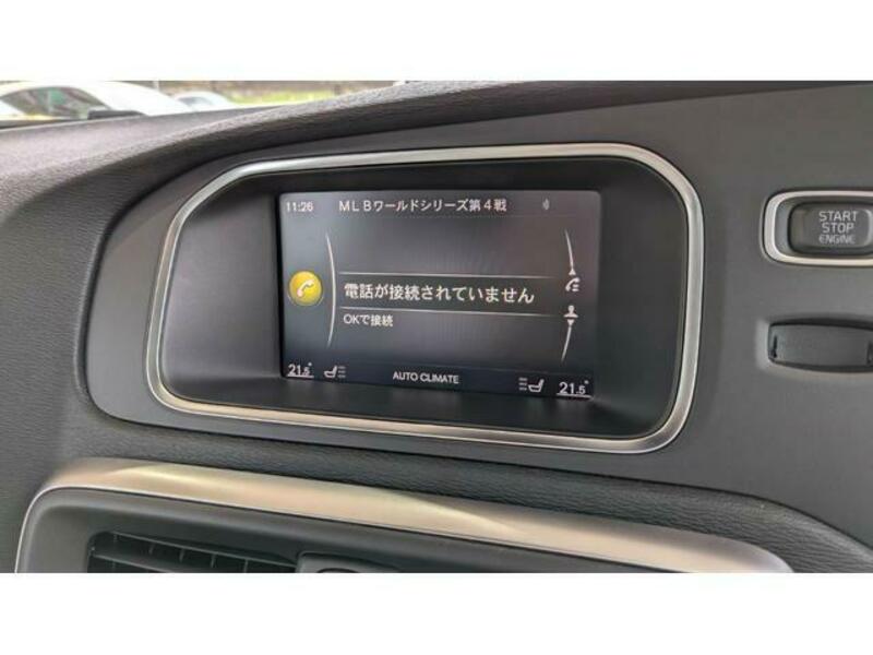 V40