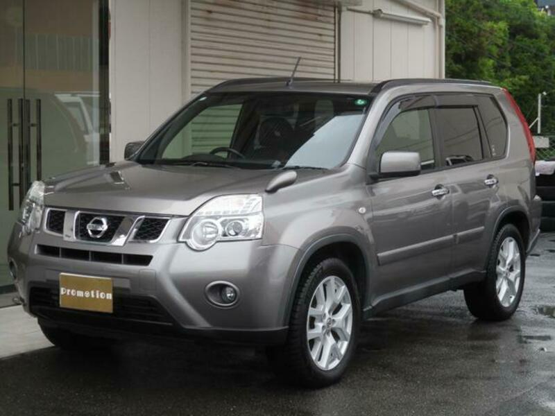 X-TRAIL