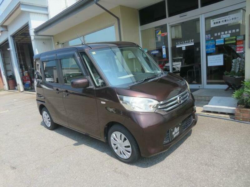 NISSAN DAYZ ROOX