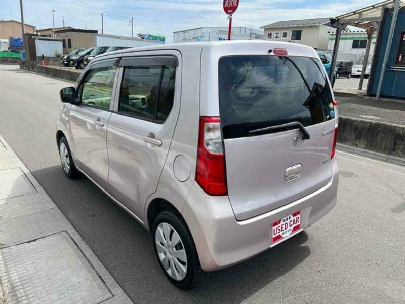 WAGON R