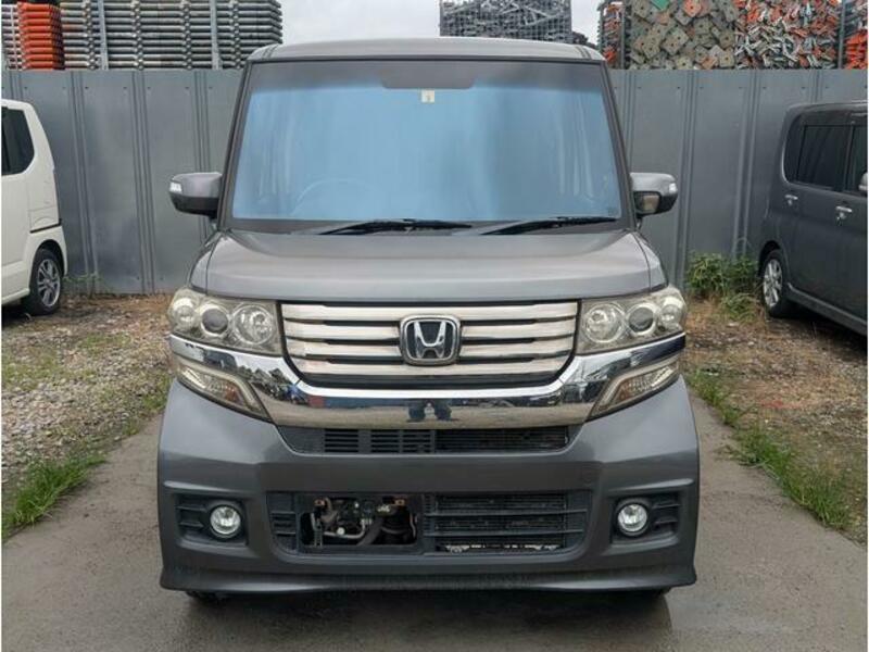 N BOX CUSTOM
