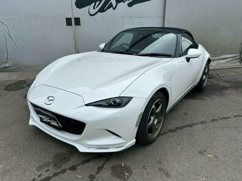 ROADSTER