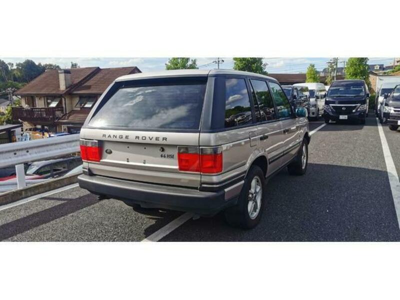 RANGE ROVER