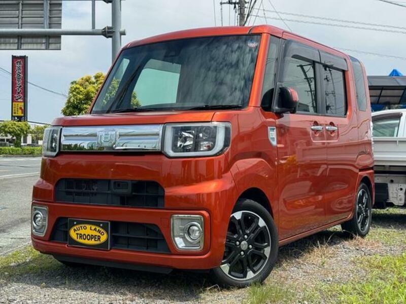 DAIHATSU WAKE