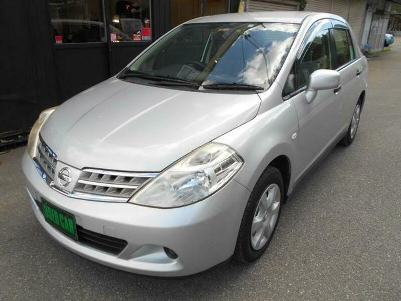 NISSAN TIIDA LATIO