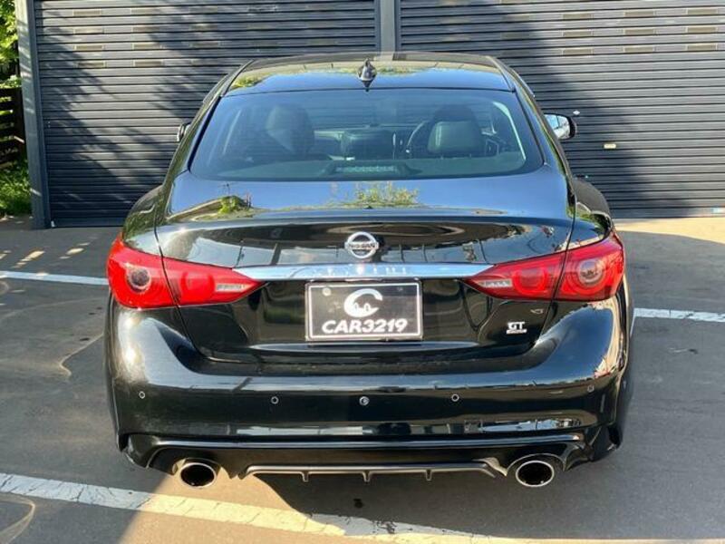 SKYLINE