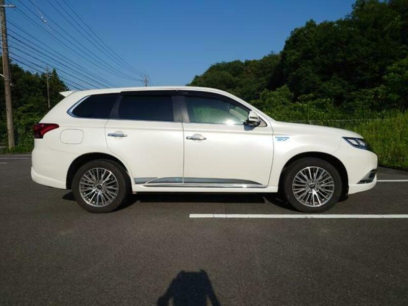OUTLANDER PHEV