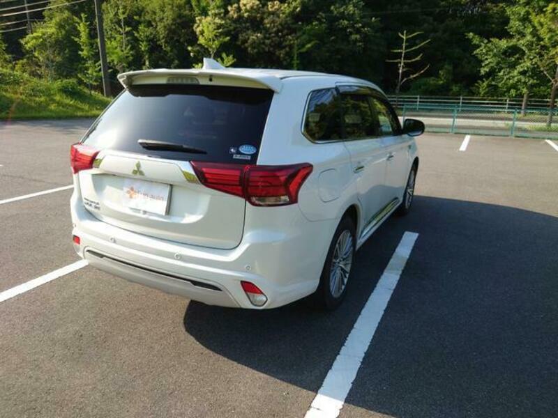 OUTLANDER PHEV