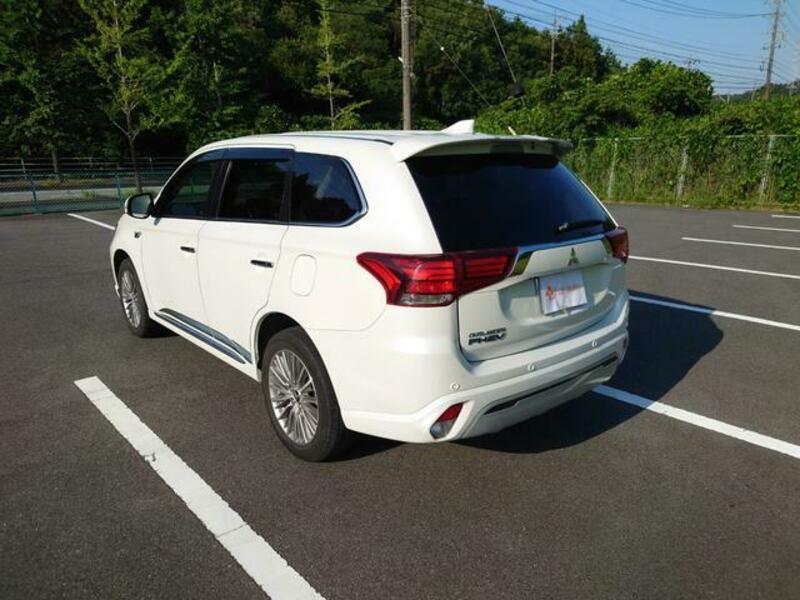 OUTLANDER PHEV