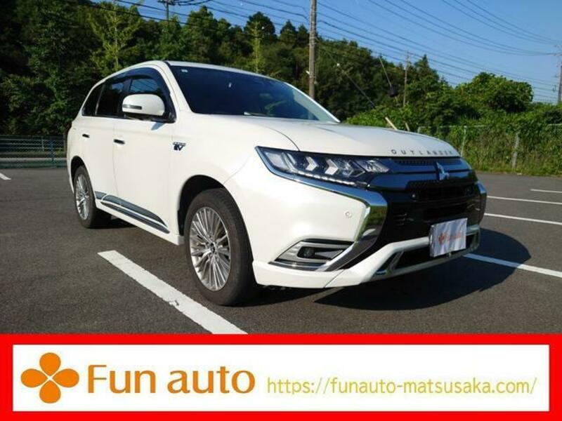 MITSUBISHI OUTLANDER PHEV