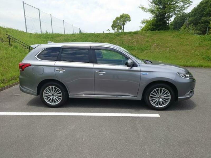 OUTLANDER PHEV