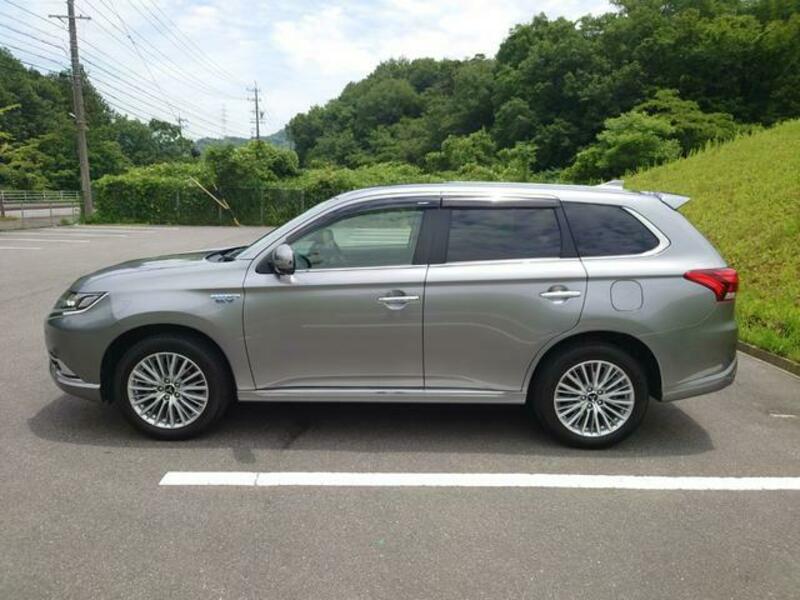 OUTLANDER PHEV