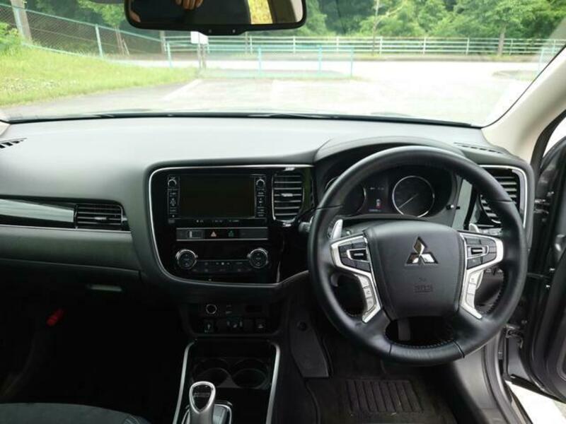 OUTLANDER PHEV