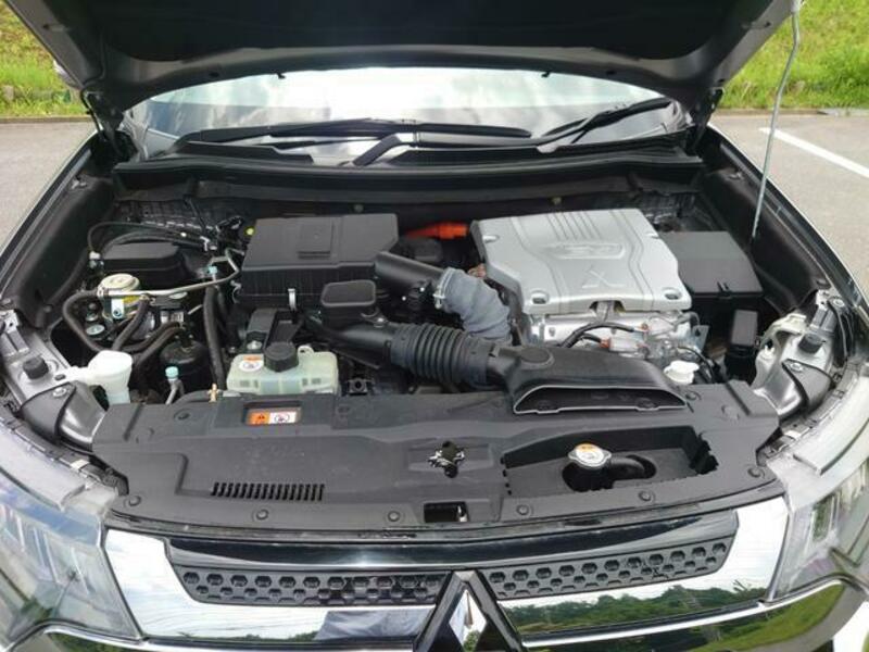 OUTLANDER PHEV