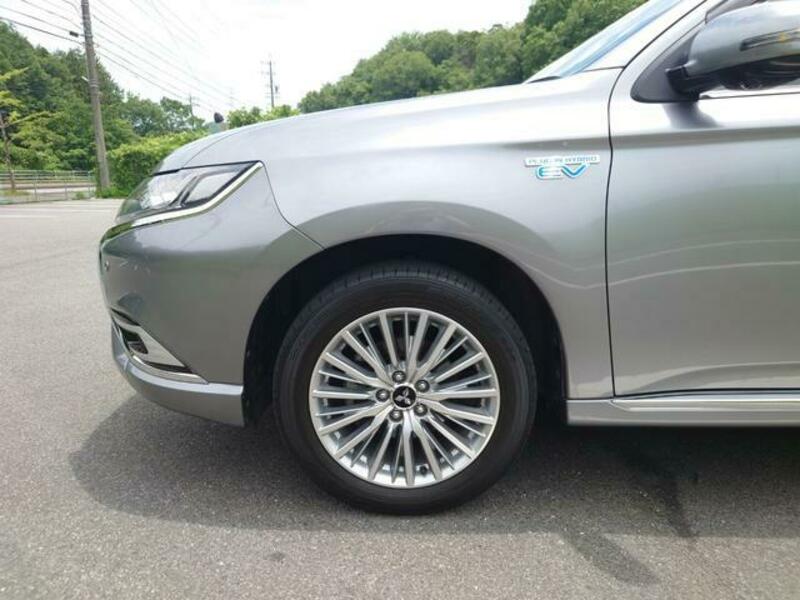OUTLANDER PHEV