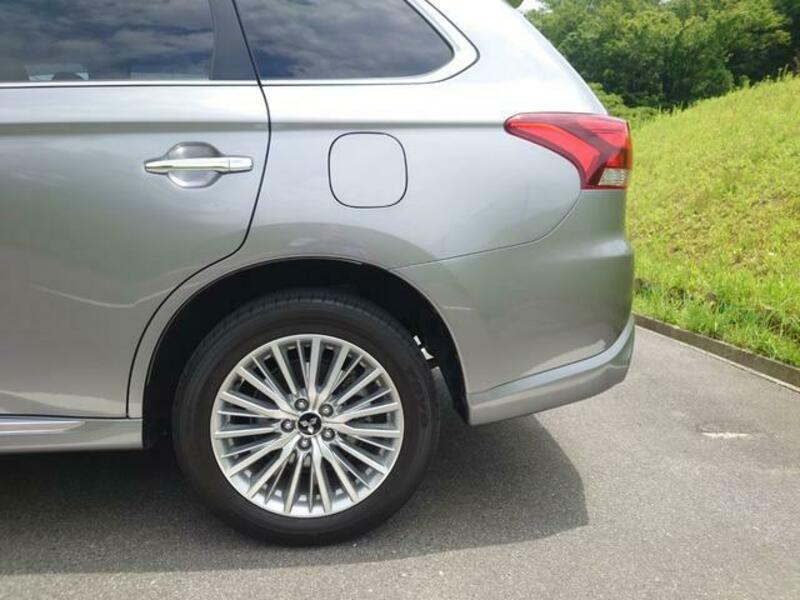OUTLANDER PHEV