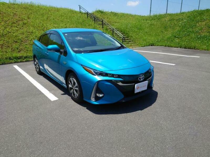 PRIUS PHV
