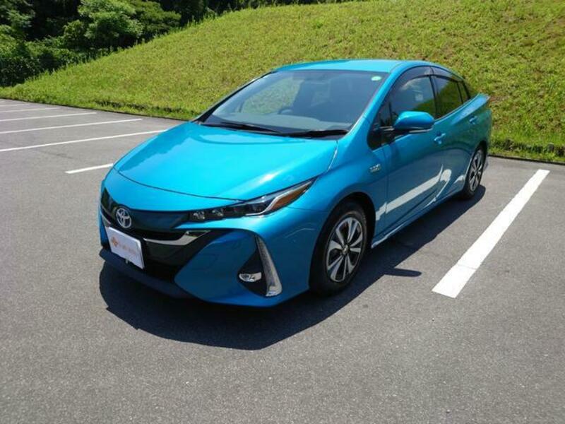 PRIUS PHV