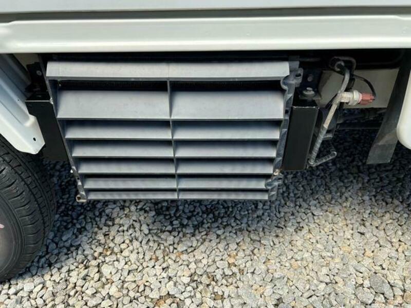 MINICAB TRUCK