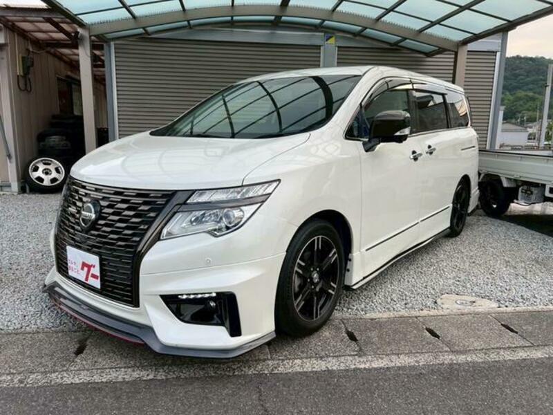 NISSAN ELGRAND