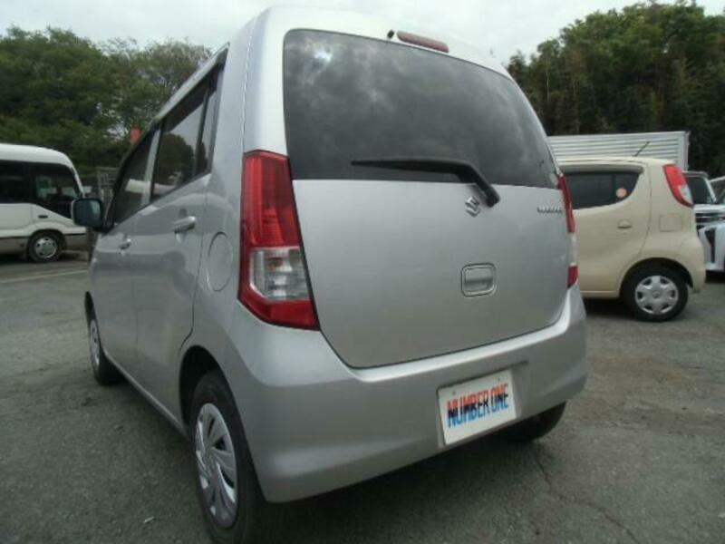 WAGON R