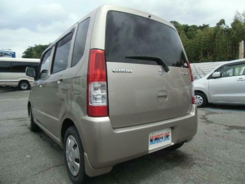 WAGON R