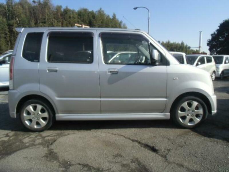 WAGON R