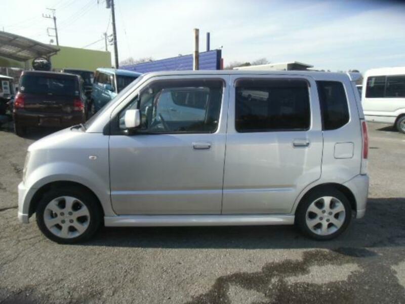 WAGON R