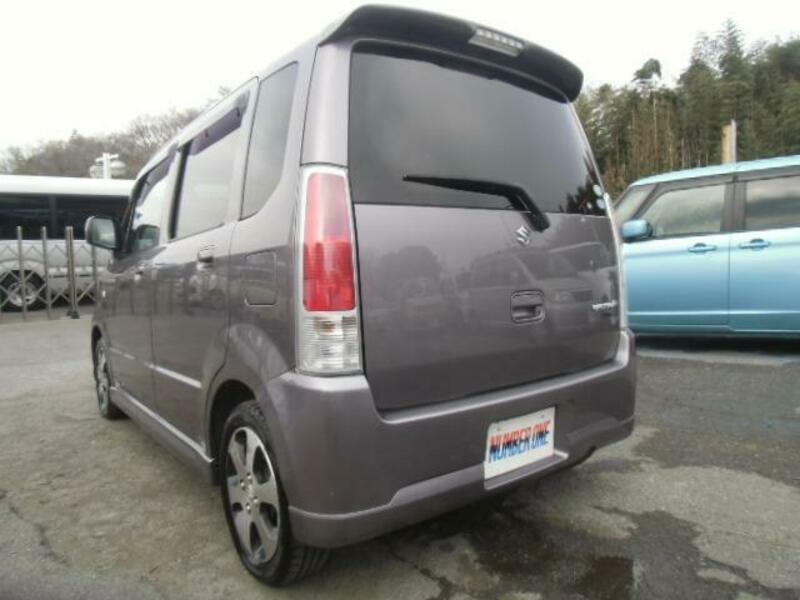 WAGON R