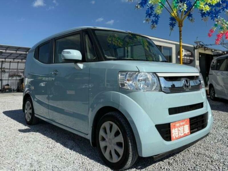 HONDA N BOX SLASH