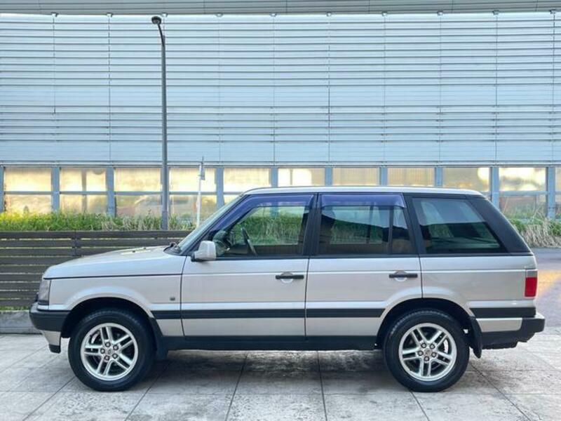 RANGE ROVER