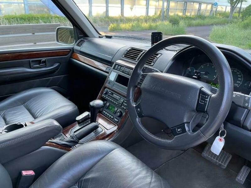 RANGE ROVER