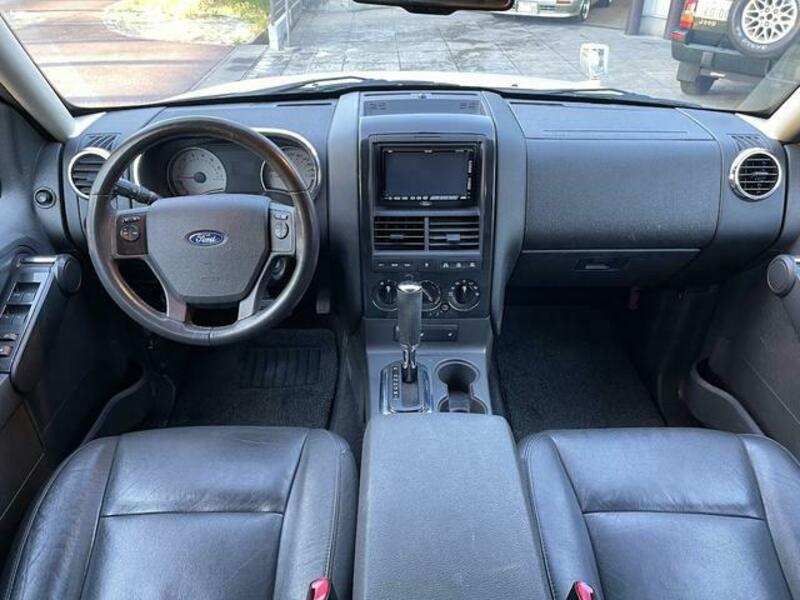EXPLORER