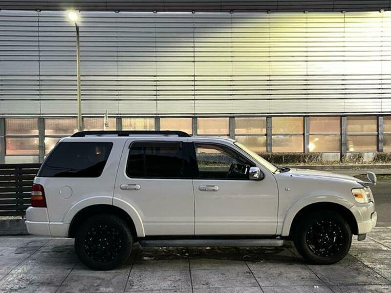 EXPLORER