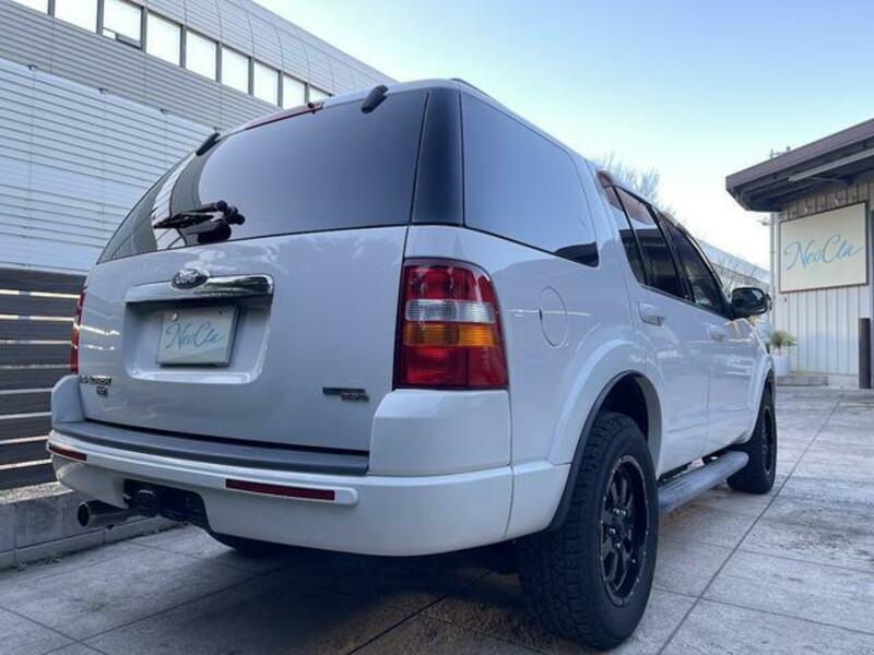 EXPLORER