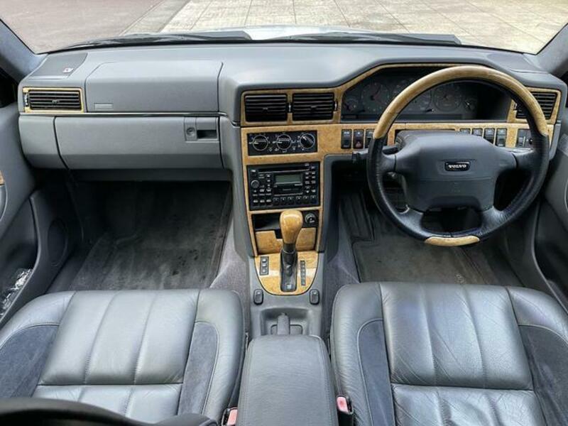 S90