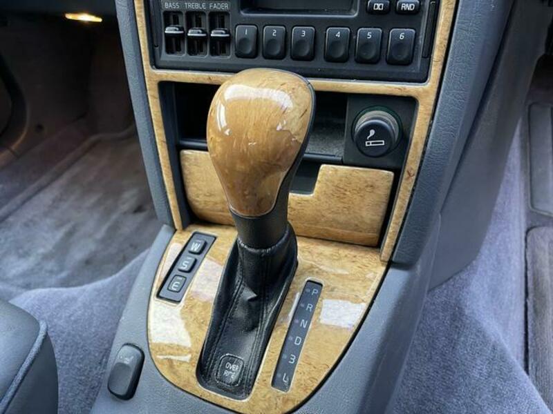 S90
