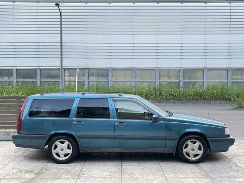 850 ESTATE